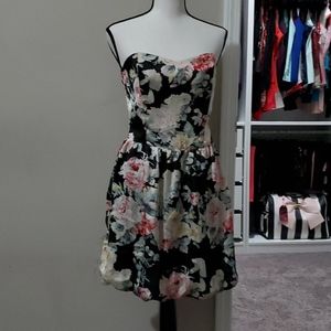 Guess L floral bubble dress